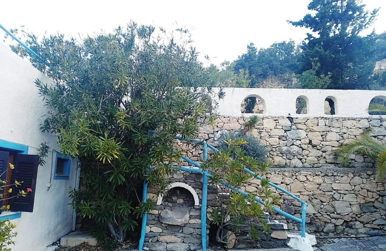 Oleander's Garden Traditional Cretan *