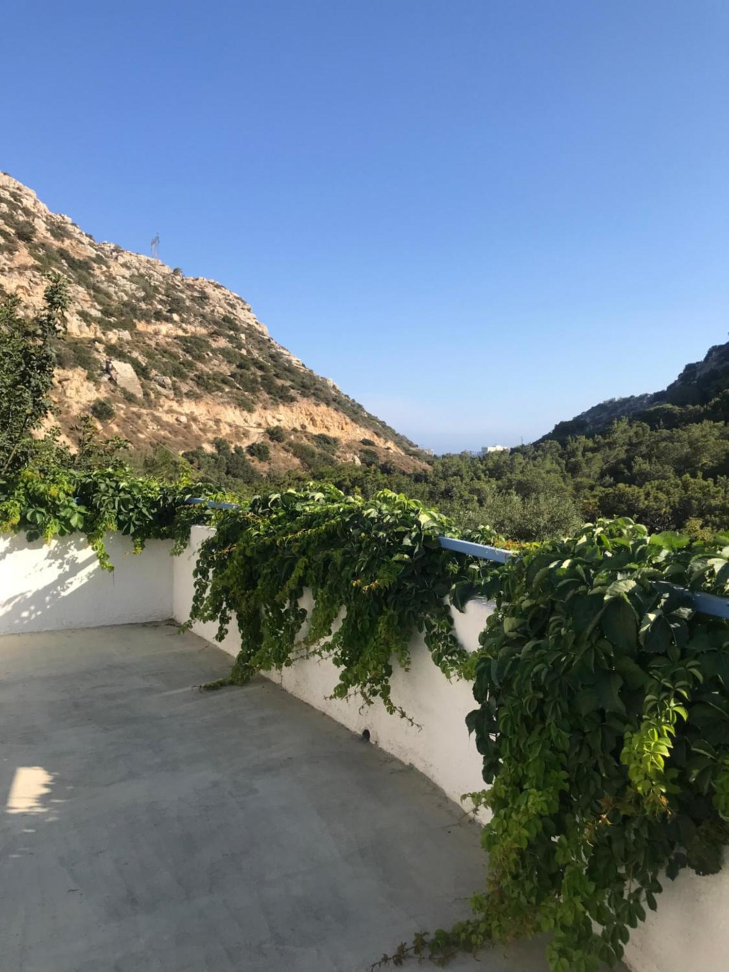 Oleander's Garden Traditional Cretan * Ferma