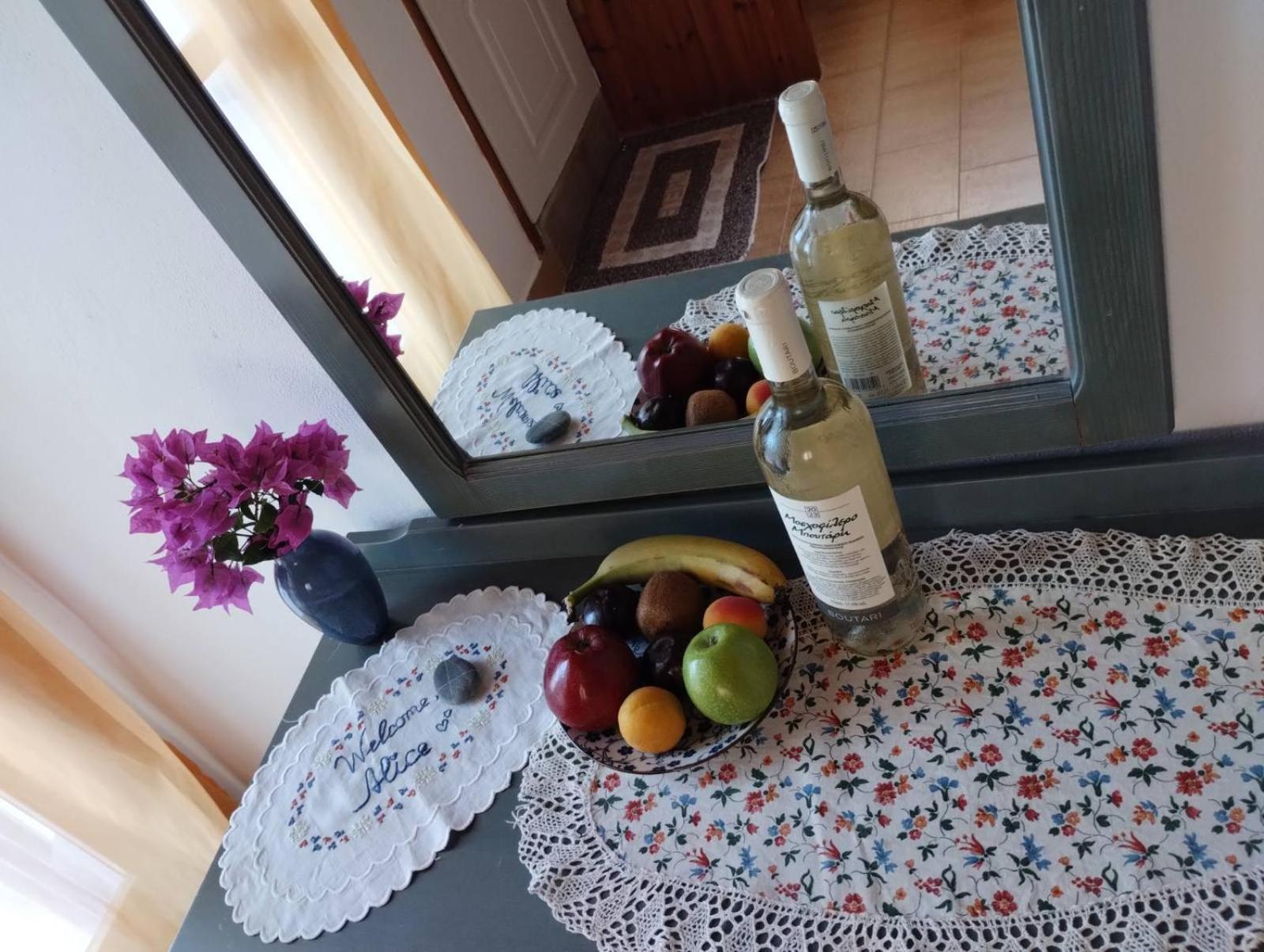 Oleander's Garden Traditional Cretan Aparthotel Ferma